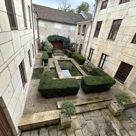 Apartment 41 Maufoux By Bruno Colin - Parenthese Elegante A Beaune (Cote d'Or)