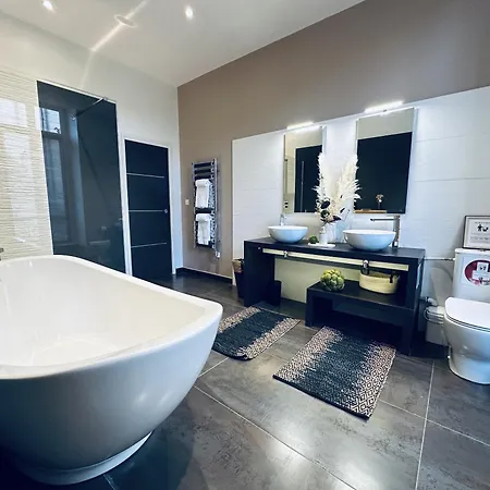 41 Maufoux By Bruno Colin - Parenthese Elegante A