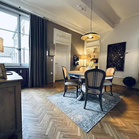 41 Maufoux By Bruno Colin - Parenthese Elegante A Apartment