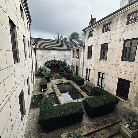 41 Maufoux By Bruno Colin - Parenthese Elegante A *