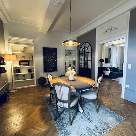 41 Maufoux By Bruno Colin - Parenthese Elegante A Apartment