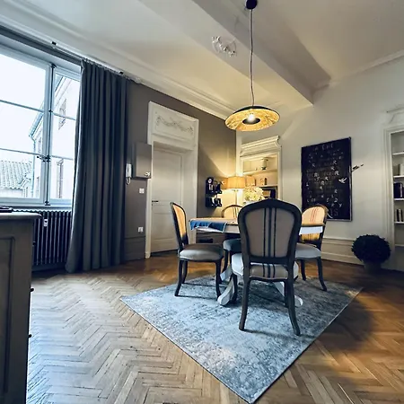 Apartment 41 Maufoux By Bruno Colin - Parenthese Elegante A *