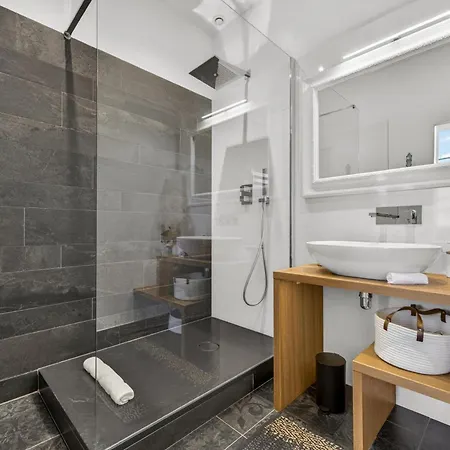41 Maufoux By Bruno Colin - Parenthese Elegante A Appartement *