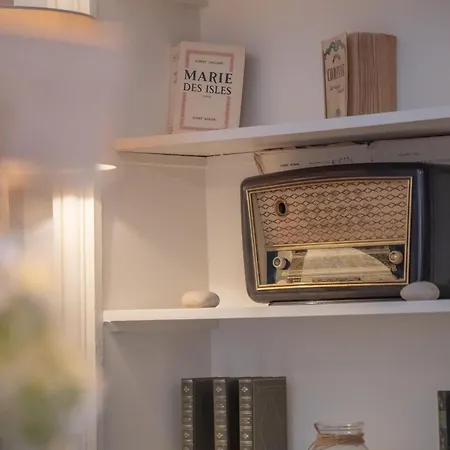 41 Maufoux By Bruno Colin - Parenthese Elegante A Appartement *