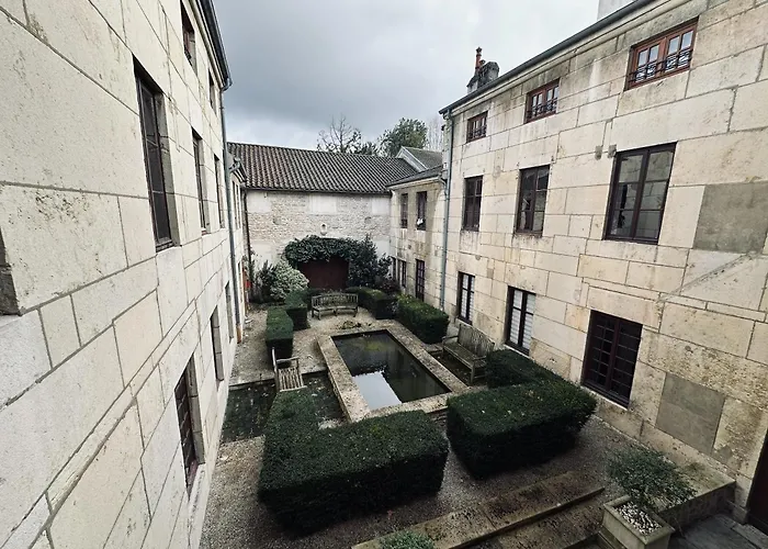 41 Maufoux By Bruno Colin - Parenthese Elegante A *