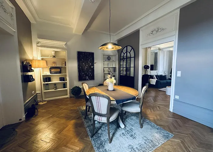 41 Maufoux By Bruno Colin - Parenthese Elegante A Apartment