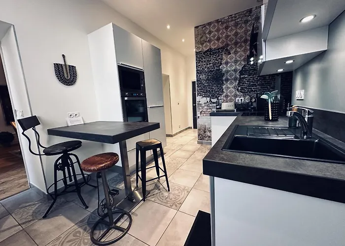 41 Maufoux By Bruno Colin - Parenthese Elegante A Apartment *